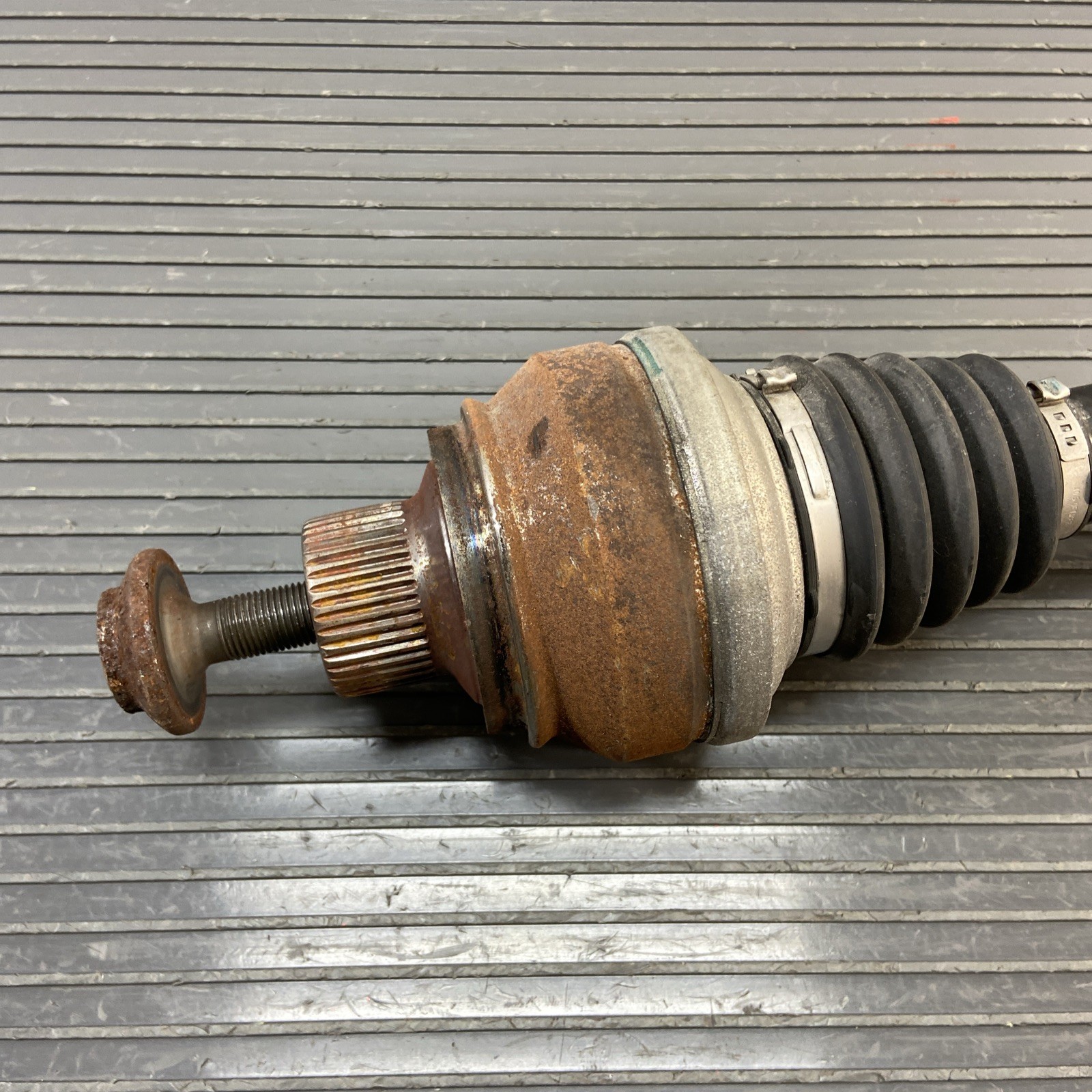 2017-2023 Audi R8 4S Rear Left Drive Shaft CV Axle Assembly 18k Miles OEM