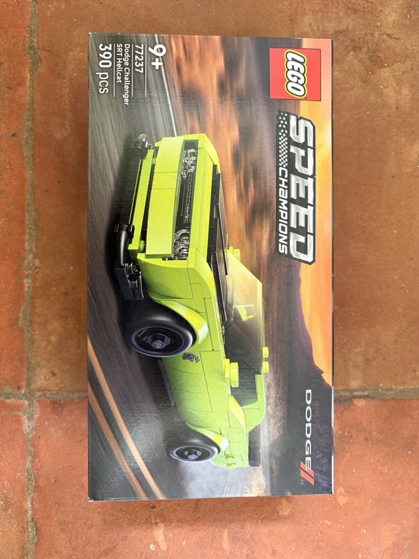 LEGO Speed Champions Dodge Charger Building Set