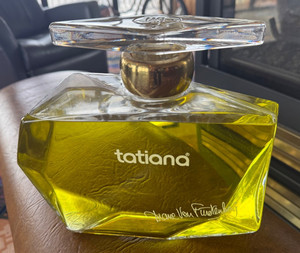 HUGE TATIANA DIANE VON FUSTENBERG PERFUME BOTTLE FACTICE
