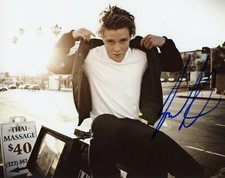 Jonny Weston "Project Almanac" AUTOGRAPH Signed 8x10 Photo ACOA