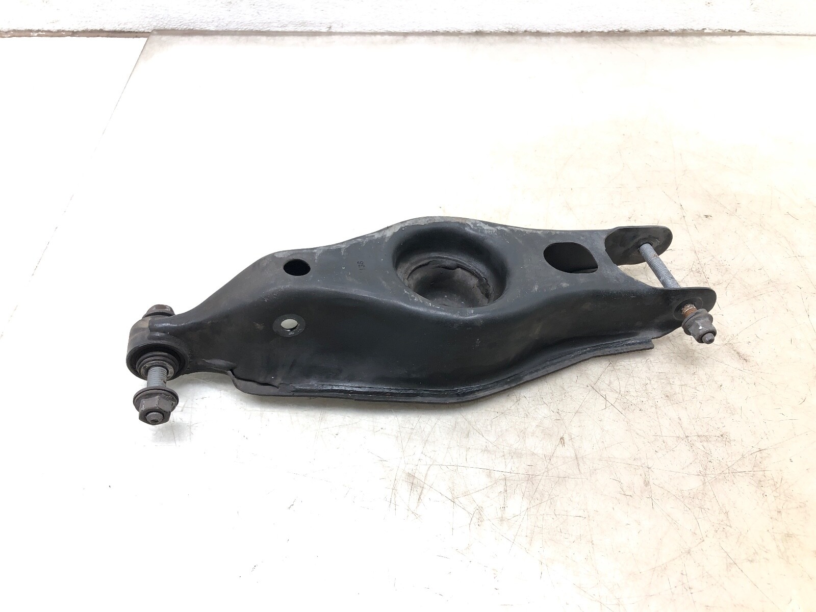 2014-2020 MASERATI QUATTROPORTE AWD LEFT DRIVER REAR LOWER CONTROL ARM OEM.