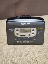 Vtg Sony FM/AMWalkman WM-FX229 Mega Bass 20 Presets