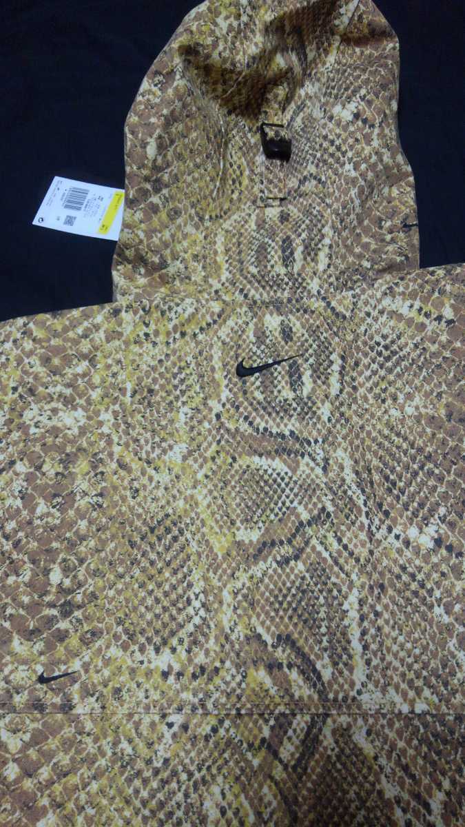 With sticker Supreme NIKE ACG Denim Pullover Gold Snakeskin With sticker Supreme NIKE ACG Denim Pullover Gold Snakeskin