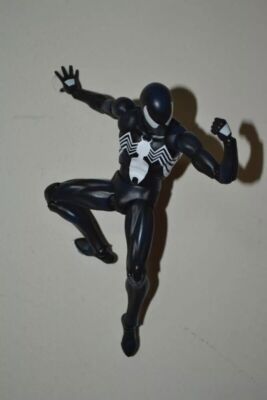 MAFEX No. 147 Spider-Man Black Costume Comic CT Ver. 6in Action
