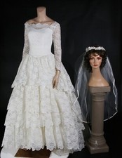 Portrait Bridal Inc. Vintage 50s 60s White Lace Wedding Dress with Veil sz 4