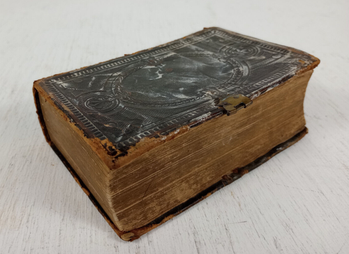 Antique 1865 Holy Bible American : New York Leather Bound 5" x 3.5" x 1.5 - Picture 5 of 11