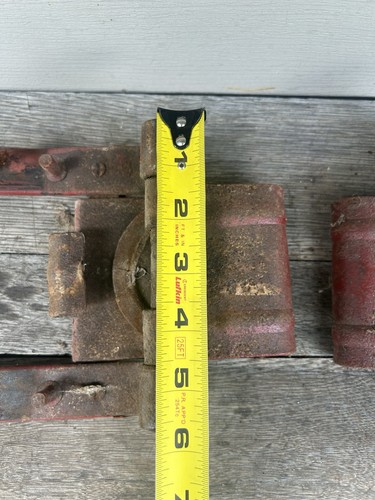Antique Original Rusty Horseshoe U Shaped Matched Pair Barn Door Rollers Hangers - Picture 11 of 12
