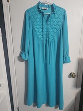 Vintage Vanity Fair Velour Housecoat Teal Quilted Long Zip Robe M USA Pockets
