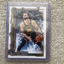 Topps 2024-25 Holiday Stephen Curry Golden State Warriors Card H106