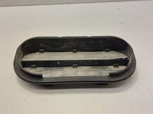 Volkswagen PASSAT B8 2016 Kotflügel Druckausgleichsventil 6R0819465