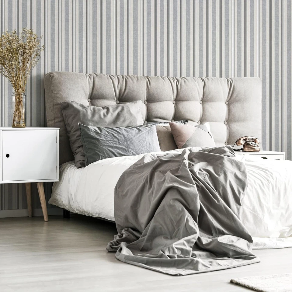 Papel tapiz gris pizarra a rayas suaves Superfresco Foto 2 de 3