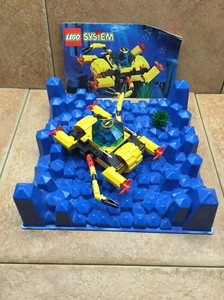 Lego 6145 Crystal Crawler With Instructions And Blue Crystal Baseplate Aquazone Ebay