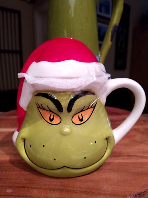 DR.SEUSS HOW THE GRINCH STOLE CHRISTMAS COFFEE MUG WITH STOCKING LID NEW
