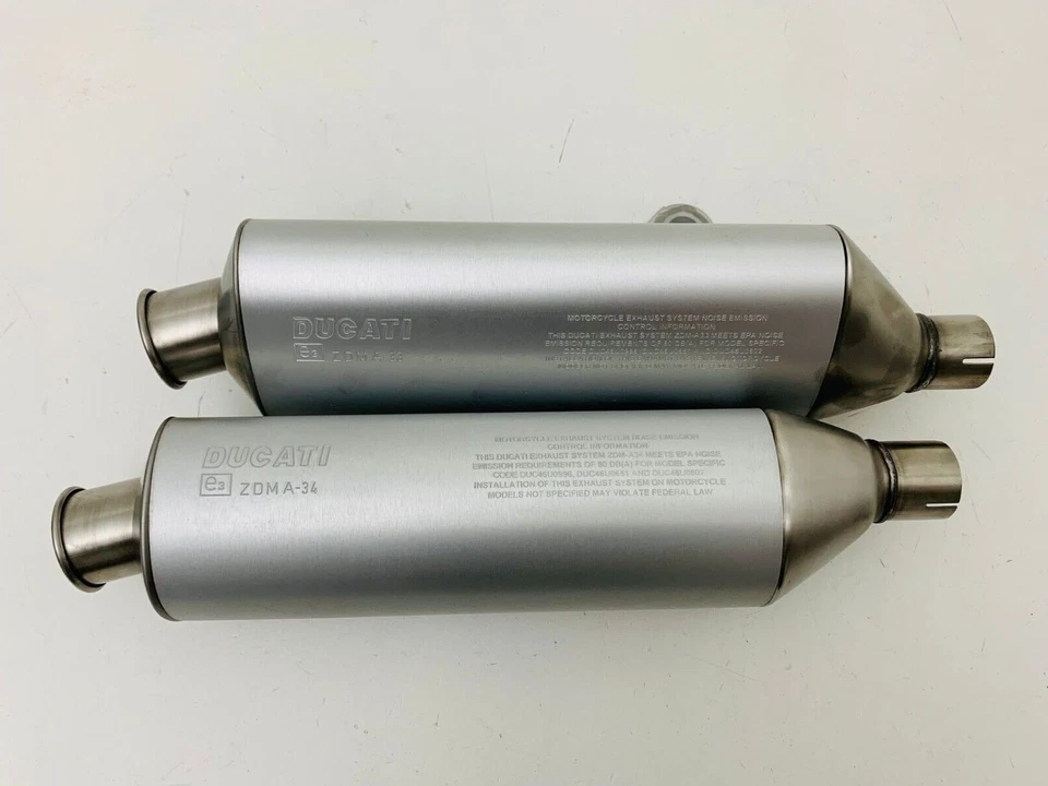 SILENZIATORE DUCATI S2R S4R SUPERIORE REMUS EXHAUST SILENCER CD 57310773A - Immagine 4 di 4