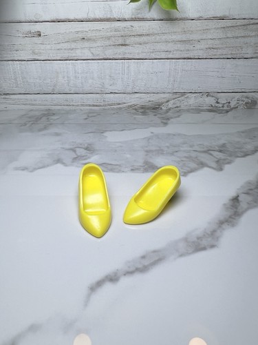 Vintage 1980's Hasbro JEM & the Holograms YELLOW Heels Pumps Shoes