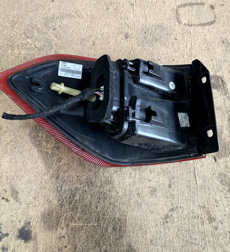 FORD ECOSPORT REAR OUTER TAIL LIGHT OFFSIDE DRIVERS MK1 1.0L (14-17) CN1513404 - Picture 2 of 11