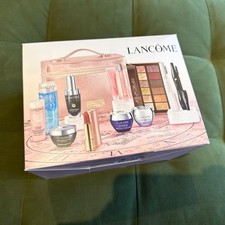 Lancôme Holiday Beauty Box Set 2025 Christmas Gift Set - 9 full size products