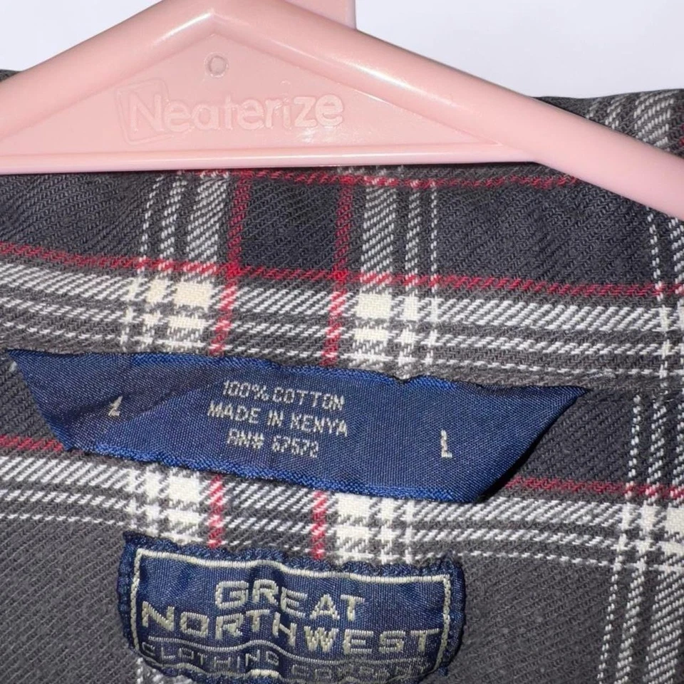 Great Northwest Clothing Co Men’s Large Plaid Flannel Shirt Black Red Gray 100% - Image 2 of 4