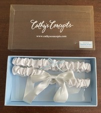 Cathy's Concepts White Bow Swarovski Wedding Garter New in Box 3050W Vintage