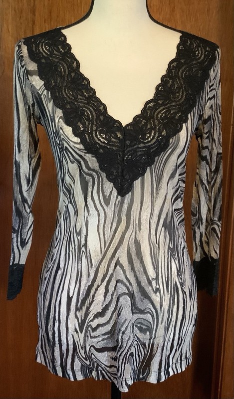 Karen Kane Gray Black Abstract Print Dress M Lace Trim V-Neck USA Made