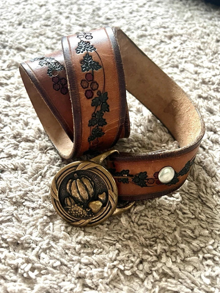 ベルト 70s SaksFifthAvenue Vintage Leather Belt Saks Fifth Avenue Belt Black Large Embossed Croc Leather Gold Tone