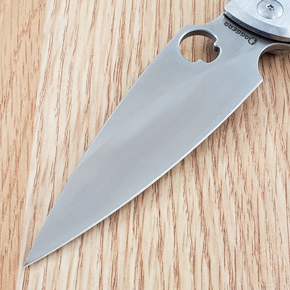 Cuchillos Daggerr Zhalo Cuchillo Plegable 3.88" Herramienta D2 Hoja de Acero Mango Inoxidable Foto 3 de 4