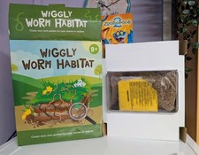 Insetto Hotel Wiggly Worm Bug Hotel PlaySet Educativo Insetto Habitat Nuovo