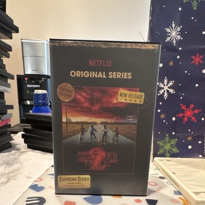 Stranger Things 2 Netflix Blu-ray Box Set Exclusive Photos Science Fiction