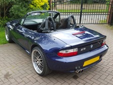 BMW Z3 WIND DEFLECTOR TINTED TO FIT STANDARD ROLL BARS