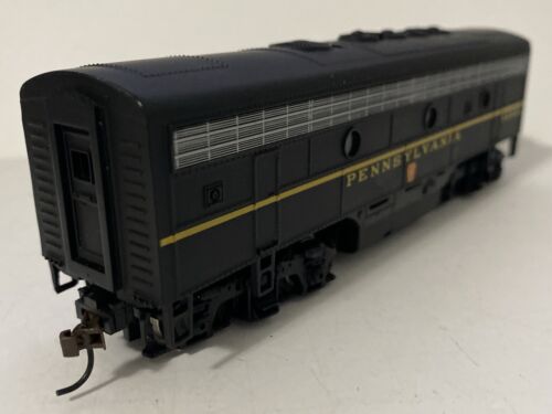 Bachmann Plus Premium HO Pennsylvania Railroad PRR EMD F7B #9666B NUOVO/scatola aperta - Foto 3 di 10