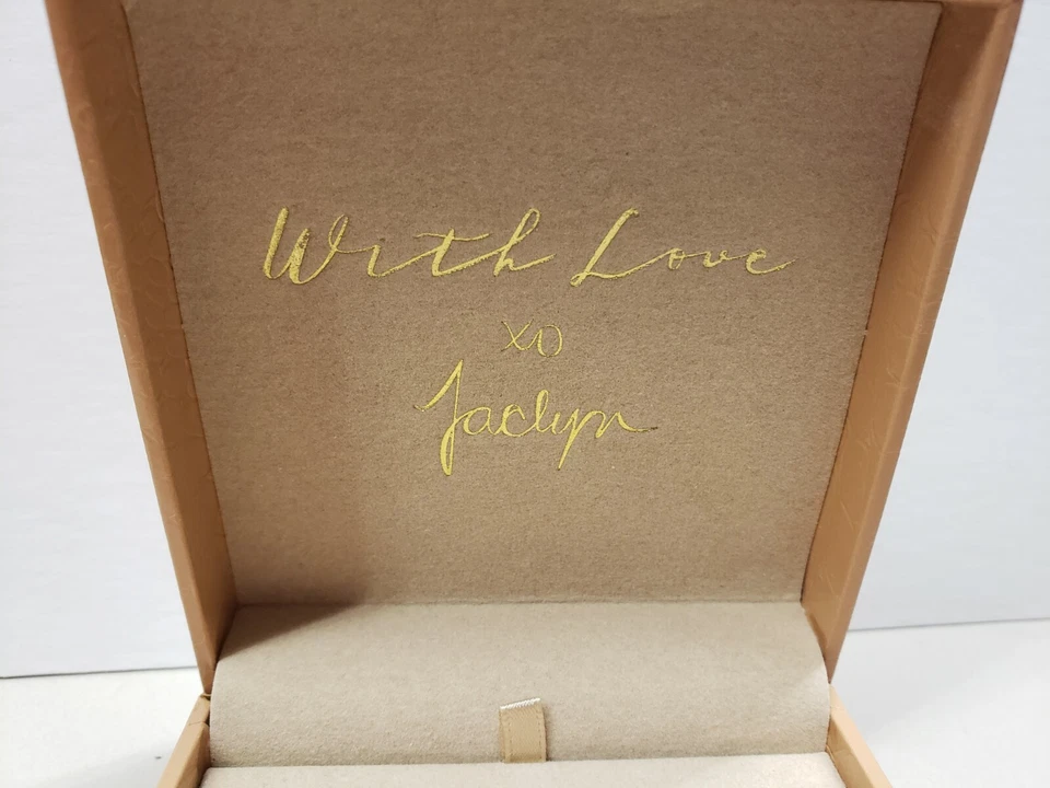 Juego de dos aros pavé con cadena Swag pendientes de oro Foto 2 de 4