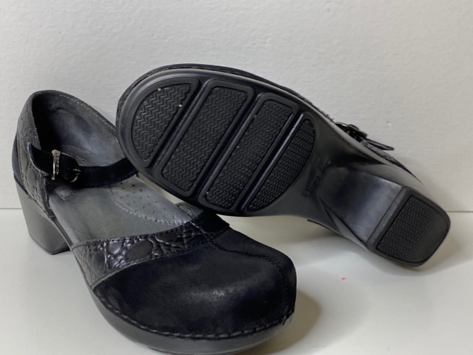 dansko polka dot clogs