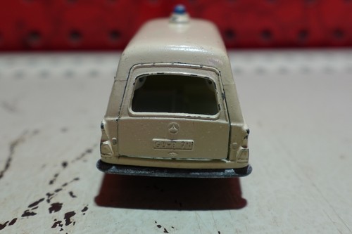 Vintage 1960's LESNEY MATCHBOX KINGSIZE K-6 MERCEDES BENZ AMBULANCE - Picture 3 of 11