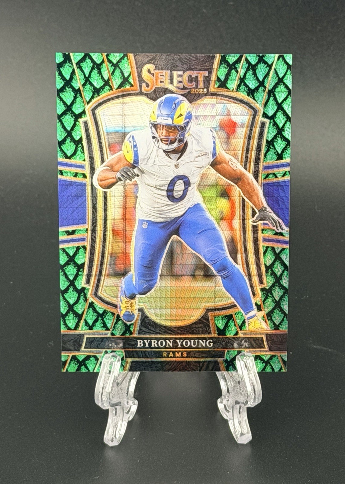 2025 Panini Select #121 Byron Young Dragon Scale Green Prizm SP /50 Rams