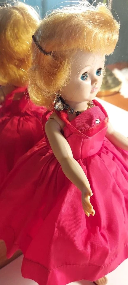 Vestido de noche vintage Vogue Jill en rojo etiquetado #7411 Foto 3 de 4