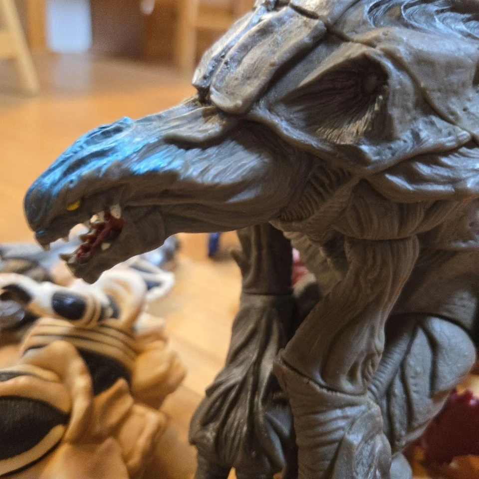 Conjunto de 13 figuras de monstruos - Imagen 2 de 4