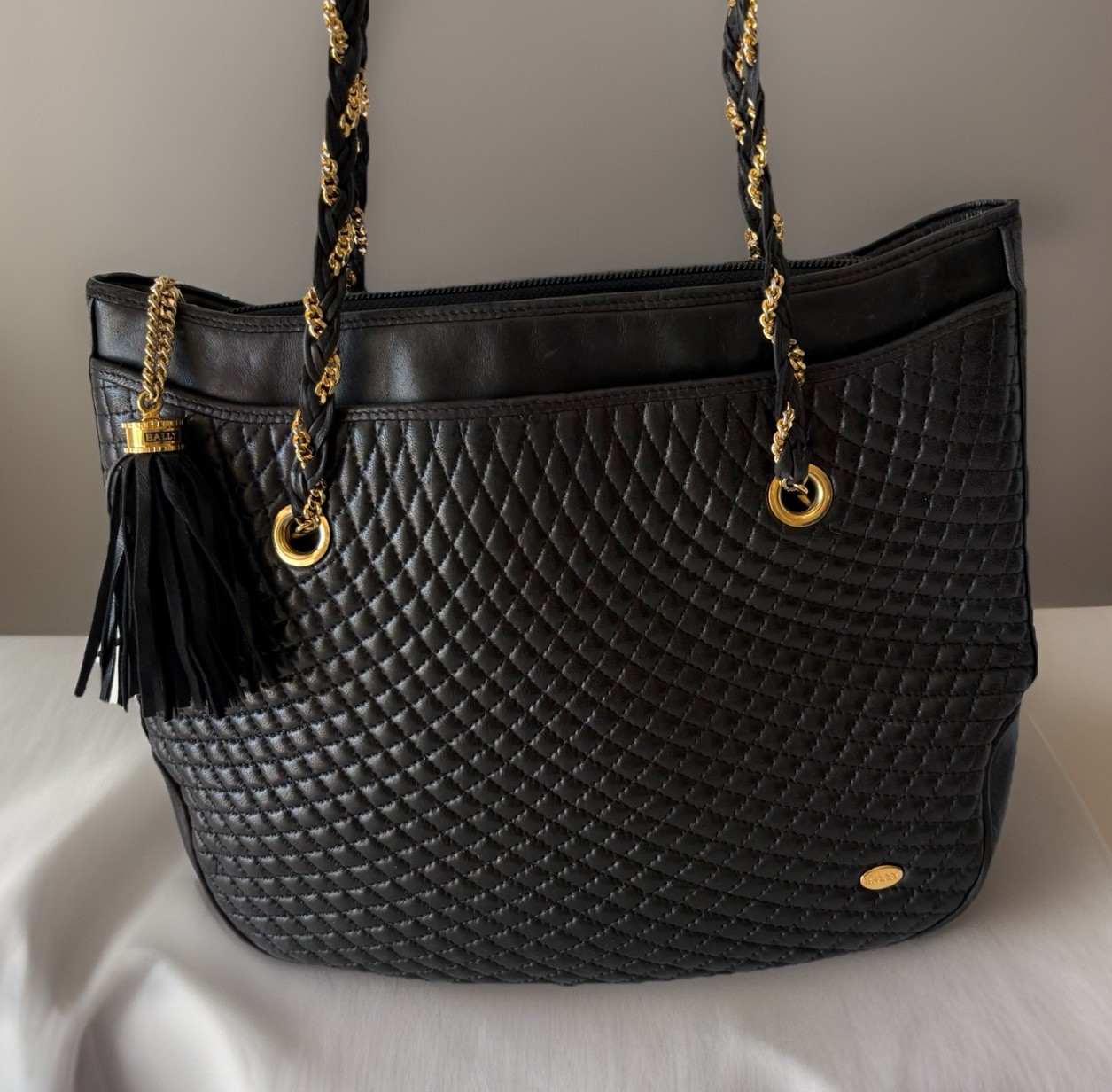 Authentic BALLY Shoulder bag Black Leather From Japan 01000