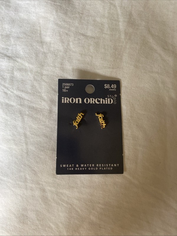 Religious Faith Heart Earrings Gold Plated Jesus Love Family - Product main view