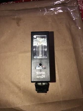 Sunpak auto 24 camera light attachment untested 