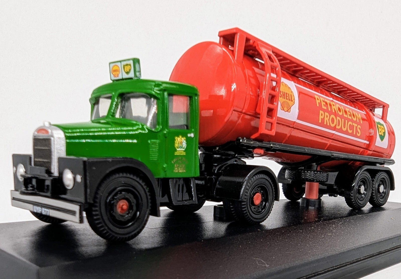 Oxford Diecast Scammell Highwayman Tanker Shell/BP - 76SHT001