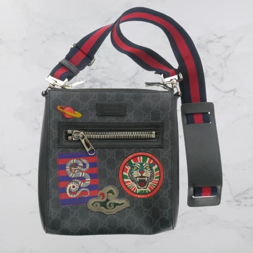 ikke noget Foran dig Telemacos GUCCI GG Supreme 547751 Courier Patchwork Tiger Snake Shoulder Bag W 20cm  [Used] | eBay