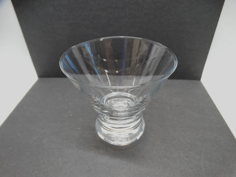 JoyJolt Barware Afina Juego de 4 vasos Martini transparentes de 8 oz Foto 4 de 4