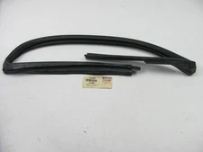 NEW OEM Right Rear Door Glass Run Channel 04780162AB 4780162AB