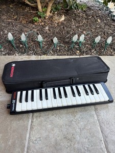 Hohner Instructor 32 Key Melodica Keyboard⭐️ Wind Instrument⭐️W/ Case⭐️Untested