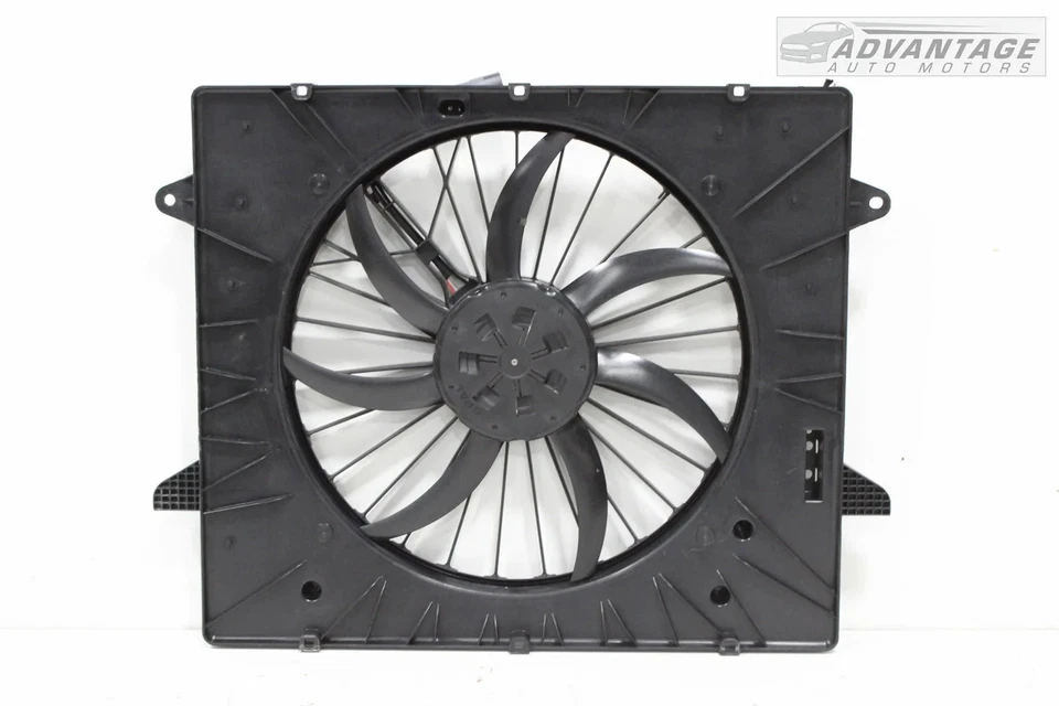 Buick Enclave 2018-2021 motor 3,6 L radiador ventilador de refrigeración motor y cubierta OEM Foto 2 de 4