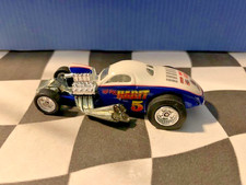 Hot Wheels 2004 Auto Affinity: Rockin' Rods 1/4 Mile Coupe WHITE DDRR Thailand