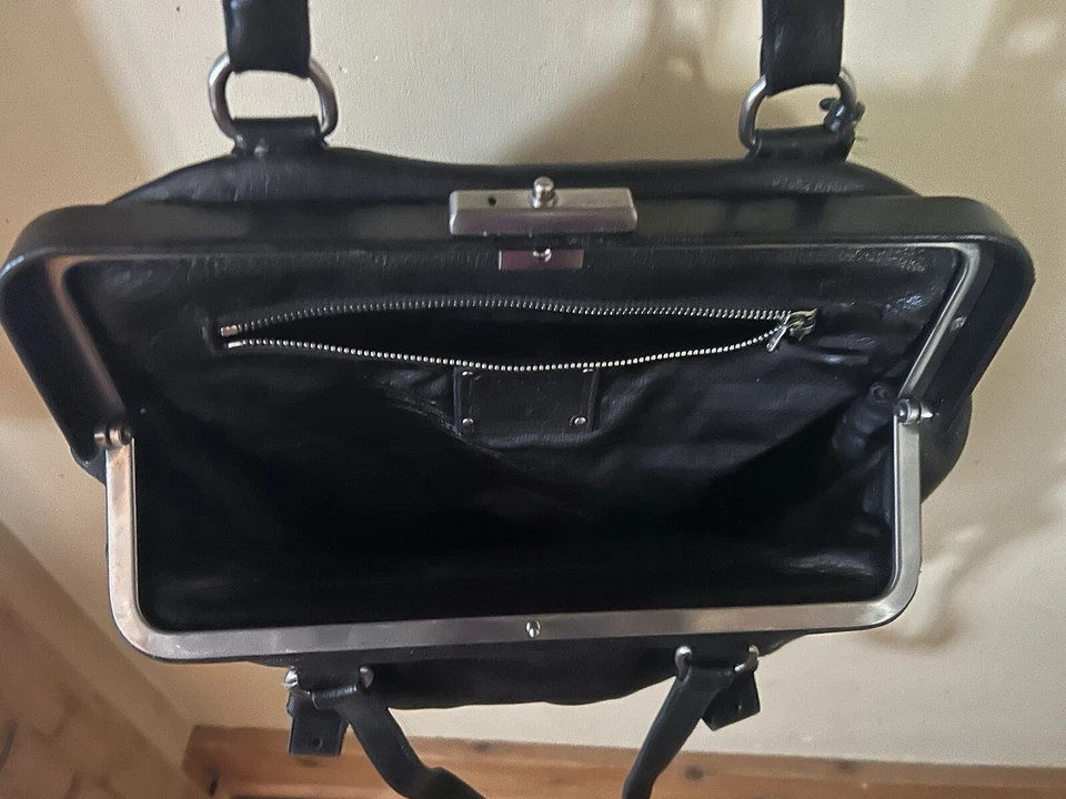 Bolso de Mano Prada Vintage Cuero Napa Hobo Doctor Bolso de Hombro Bolso Grande Usado en Excelente Condición Foto 4 de 4