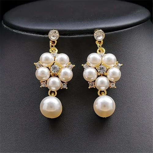 Conjunto de joyas de flores radiantes - delicados pendientes y collar, piedra lechosa brillante - Imagen 7 de 8