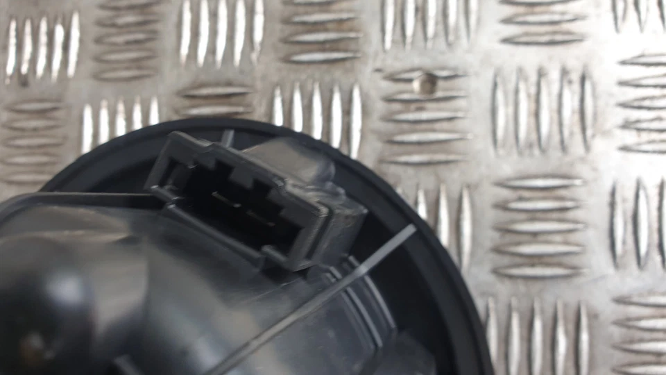 MOTOR SOPLADOR CALENTADOR CITREON C4 CACTUS 2014-2020 Foto 4 de 4