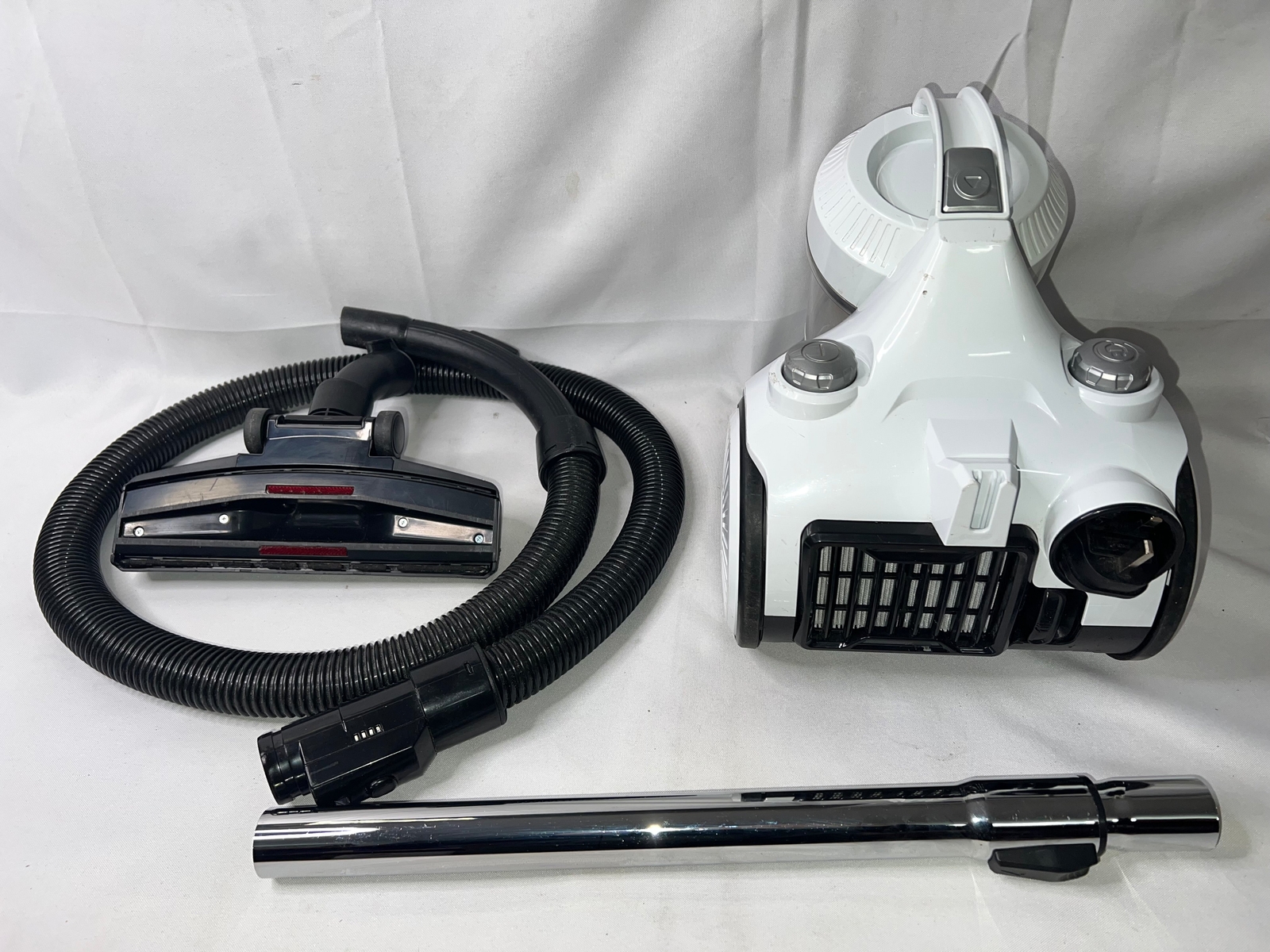 Bush VCS35B15K0D70 Corded Bagless Cylinder Vacuum Cleaner RF7844 eBay